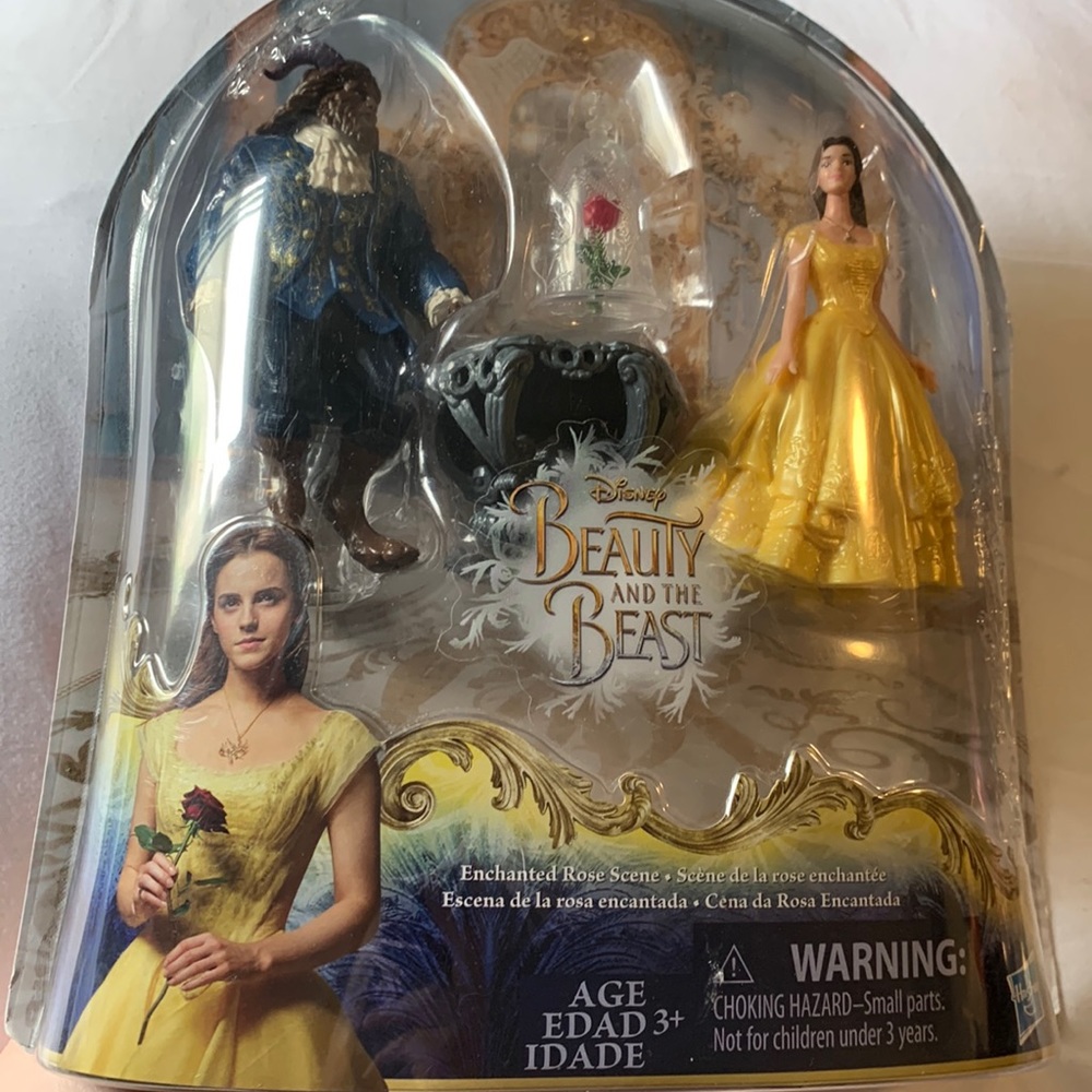 Disney live action Beauty and the Beast - Enchanted Rose Scene - new